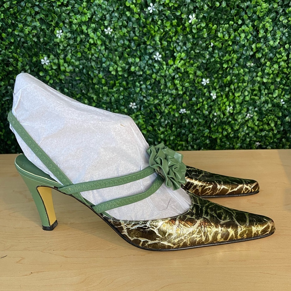 T16 Top Shoe Whimsical Heels